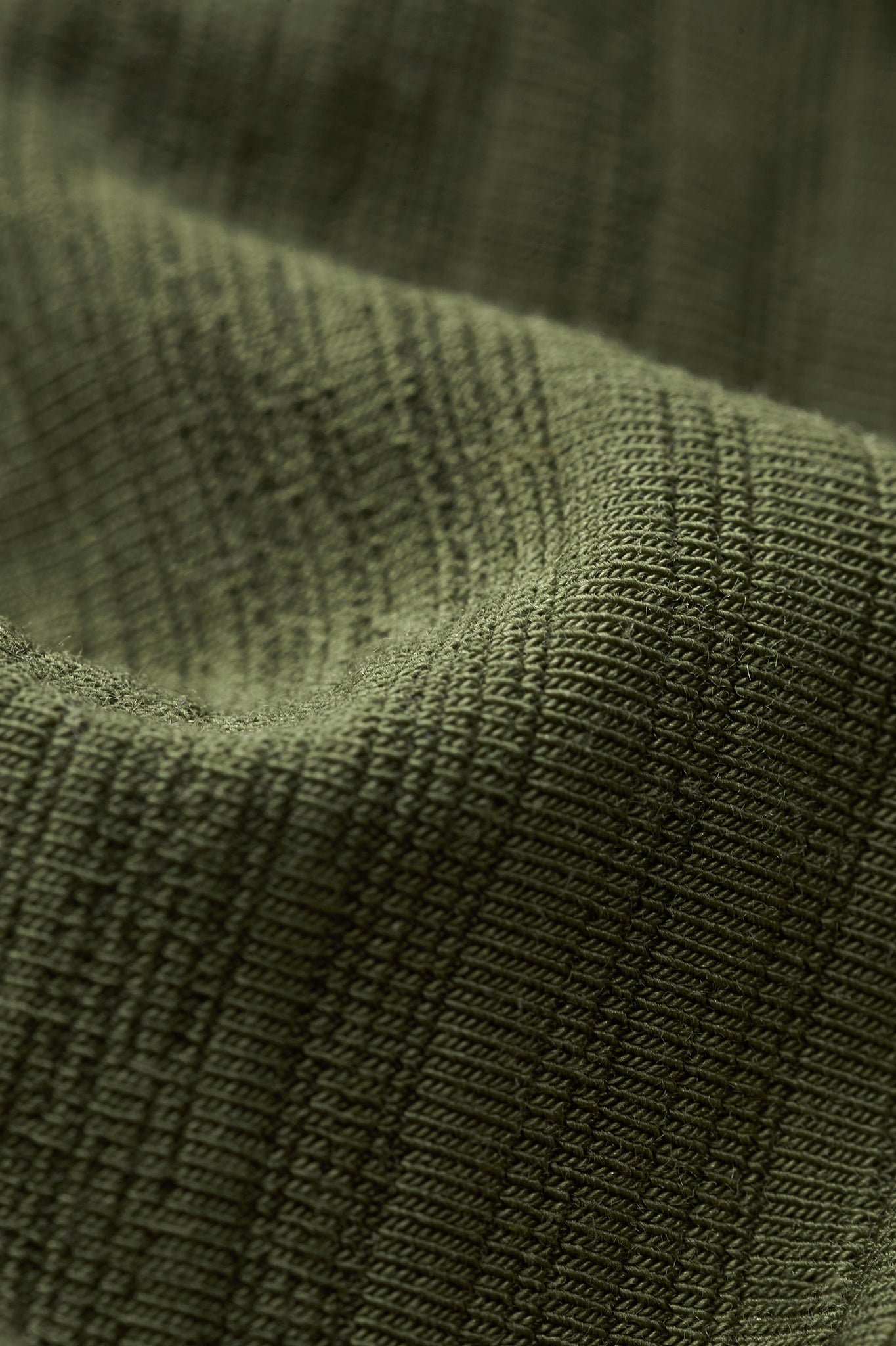 WEATHERED ERA TRUNK - GREEN