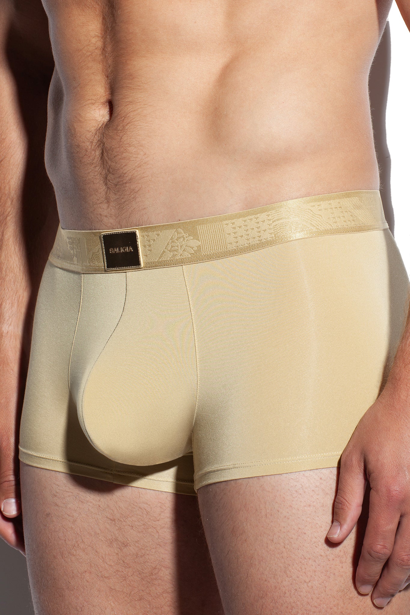 GOLDEN REVERIE TRUNK - YELLOW